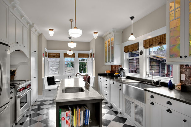 Arts & Crafts Kitchen by Goforth Gill Architects